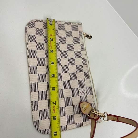 Damier Azur LV Pochette - Picture 9 of 10